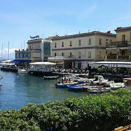 Conte Napels
